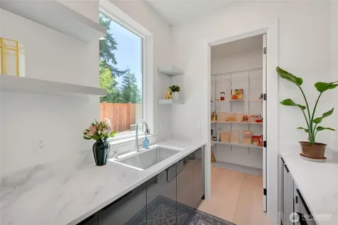24225 26th Place Sammamish WA 98075