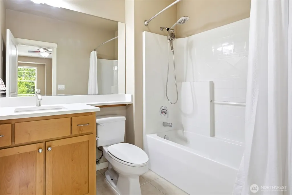 4323 Issaquah-pine Lake Road SE Sammamish WA 98075