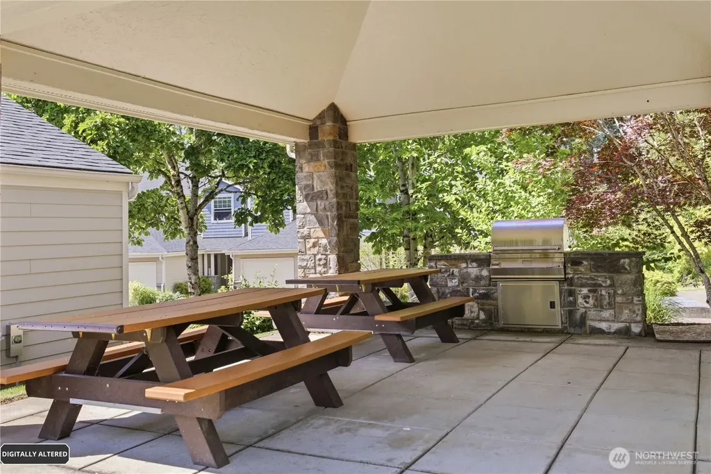 4323 Issaquah-pine Lake Road SE Sammamish WA 98075