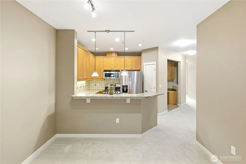 4323 Issaquah-pine Lake Road SE Sammamish WA 98075