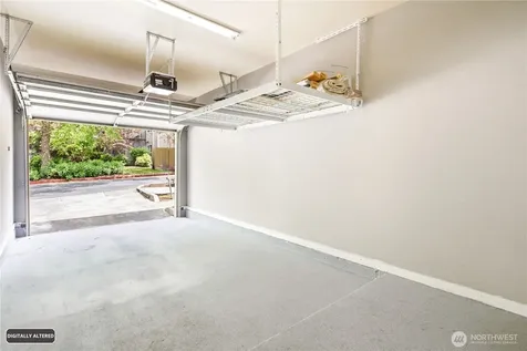 4323 Issaquah-pine Lake Road SE Sammamish WA 98075