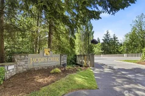 4323 Issaquah-pine Lake Road SE Sammamish WA 98075