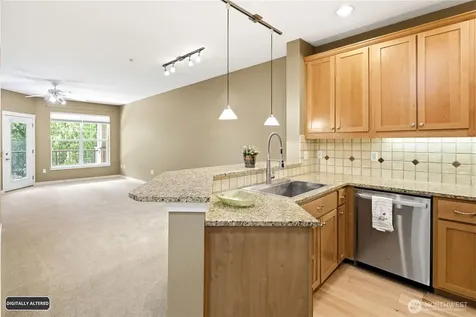 4323 Issaquah-pine Lake Road SE Sammamish WA 98075