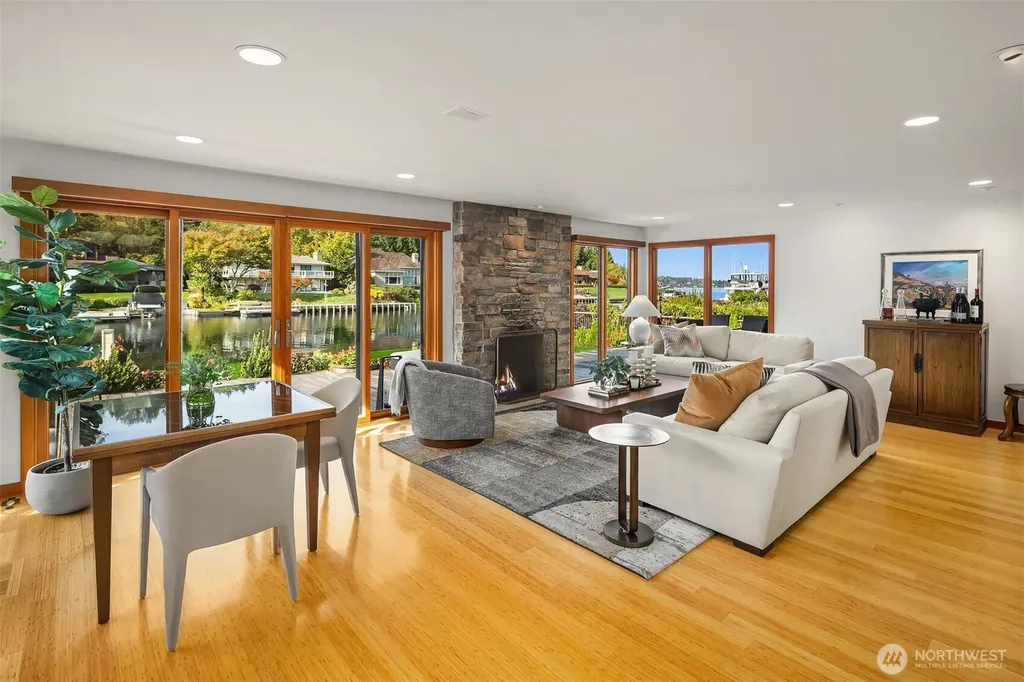 3033 Fairweather Place Hunts Point WA 98004
