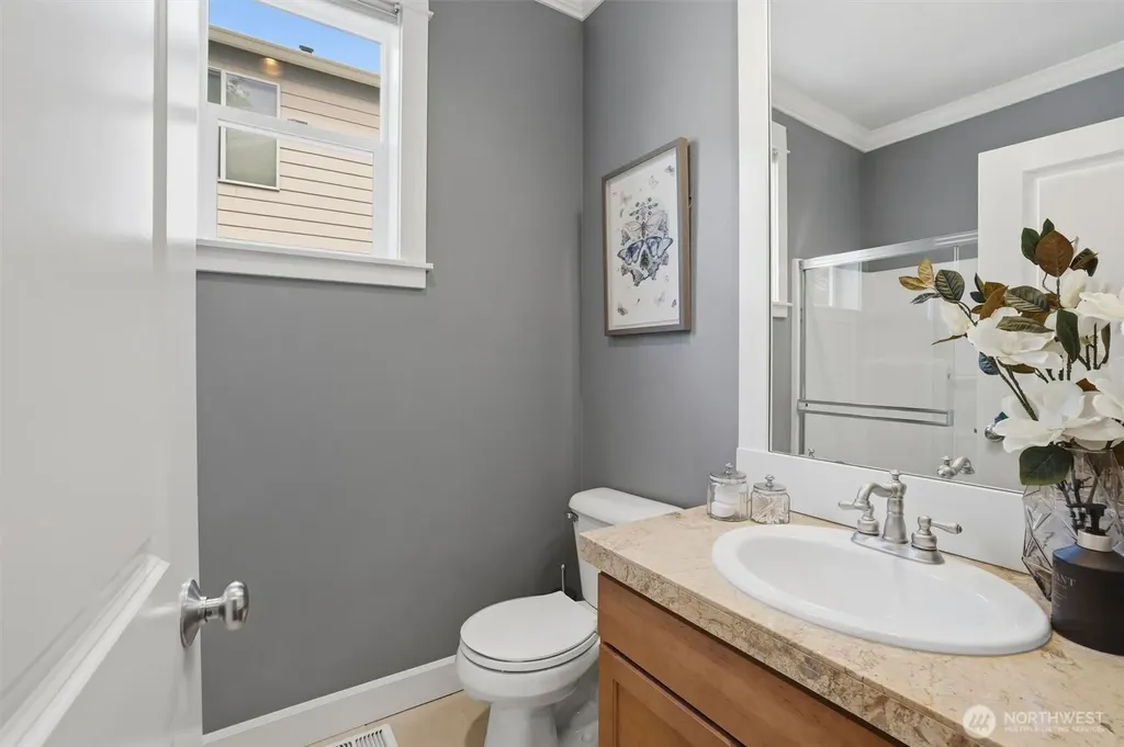 15324 128th Avenue NE Woodinville WA 98072