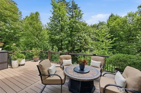15324 128th Avenue NE Woodinville WA 98072