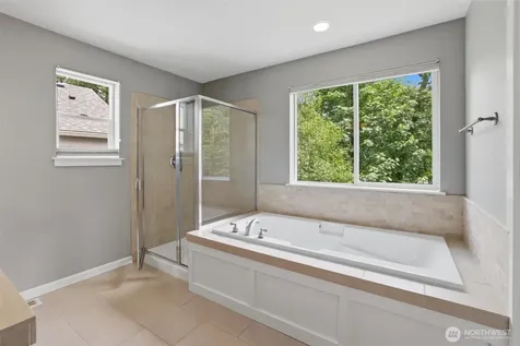 15324 128th Avenue NE Woodinville WA 98072