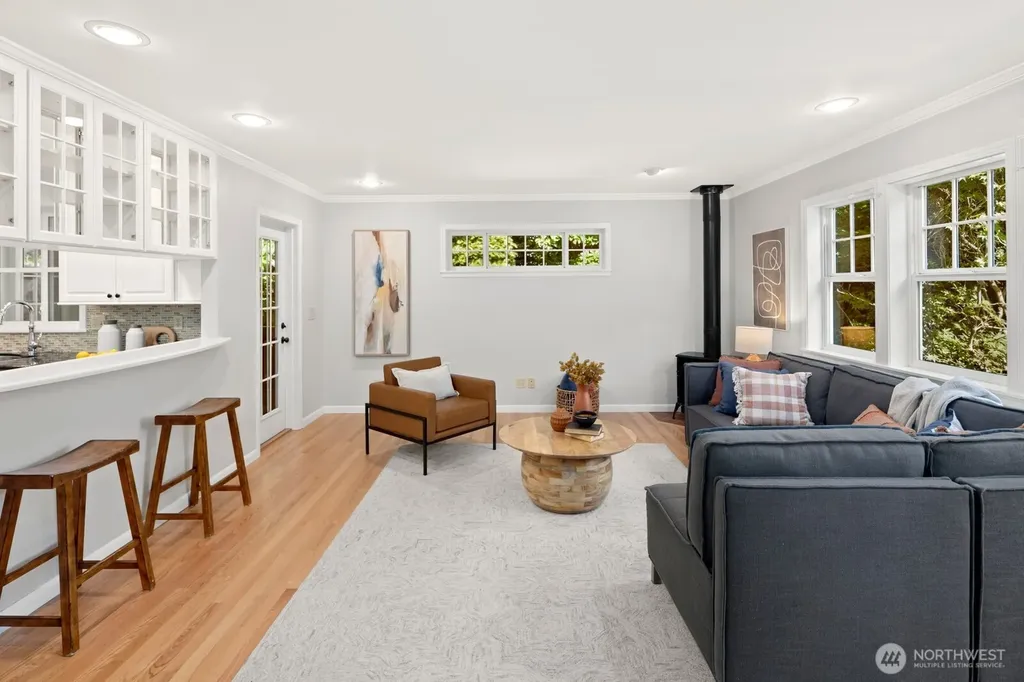 4015 NE 58th Street Seattle WA 98105