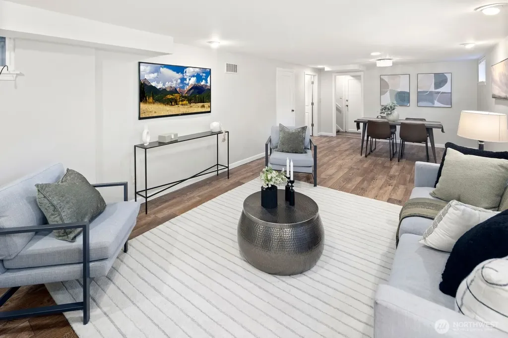 4015 NE 58th Street Seattle WA 98105