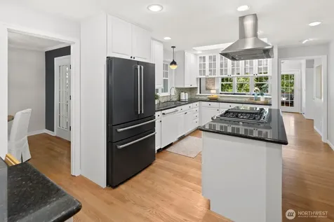 4015 NE 58th Street Seattle WA 98105