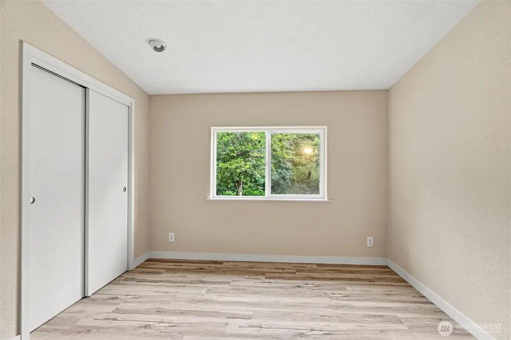 221 Parker Place Kelso WA 98611