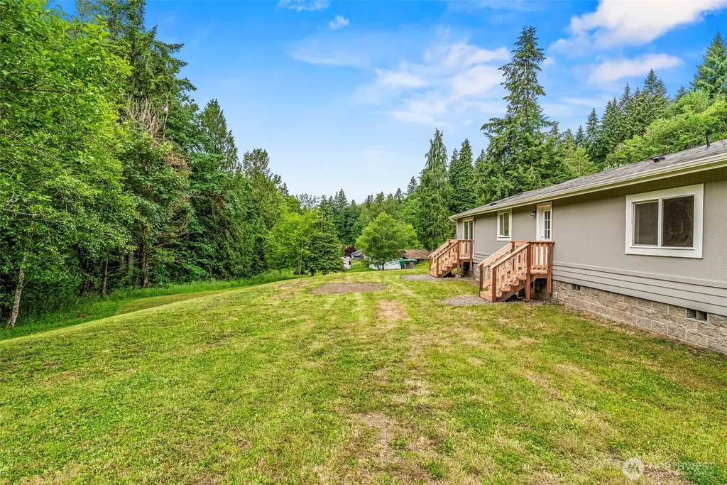 221 Parker Place Kelso WA 98611