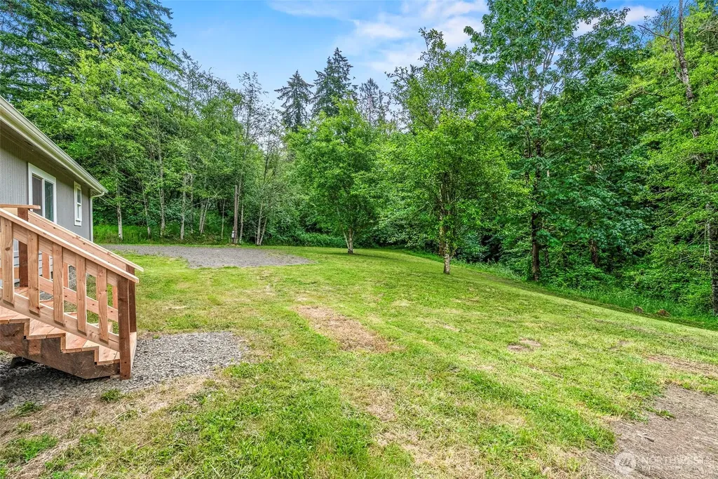 221 Parker Place Kelso WA 98611
