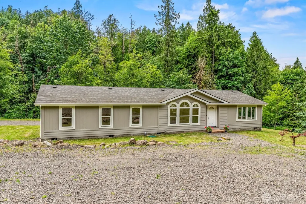 221 Parker Place Kelso WA 98611