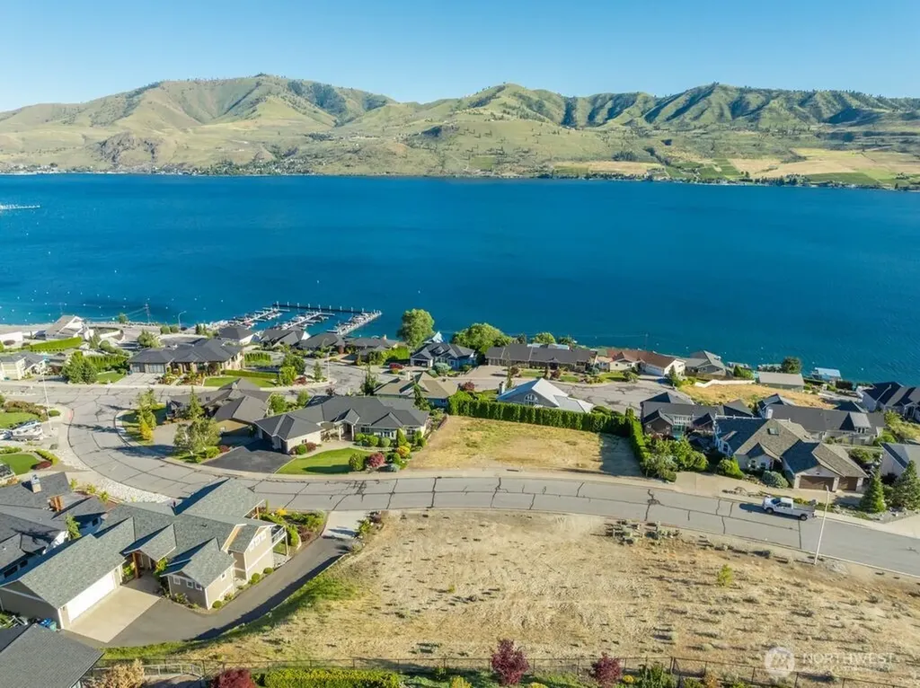 116 Apple Avenue Chelan WA 98816