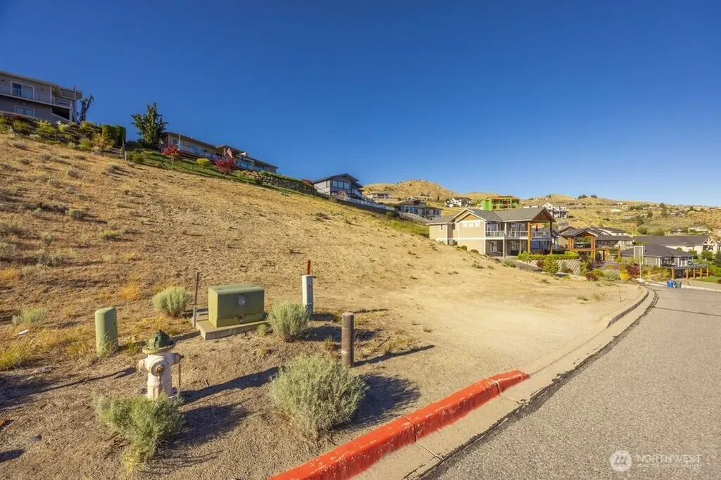 116 Apple Avenue Chelan WA 98816