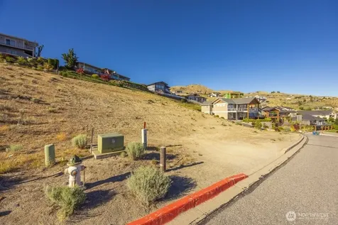 116 Apple Avenue Chelan WA 98816