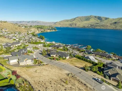 116 Apple Avenue Chelan WA 98816