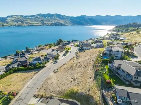 116 Apple Avenue Chelan WA 98816