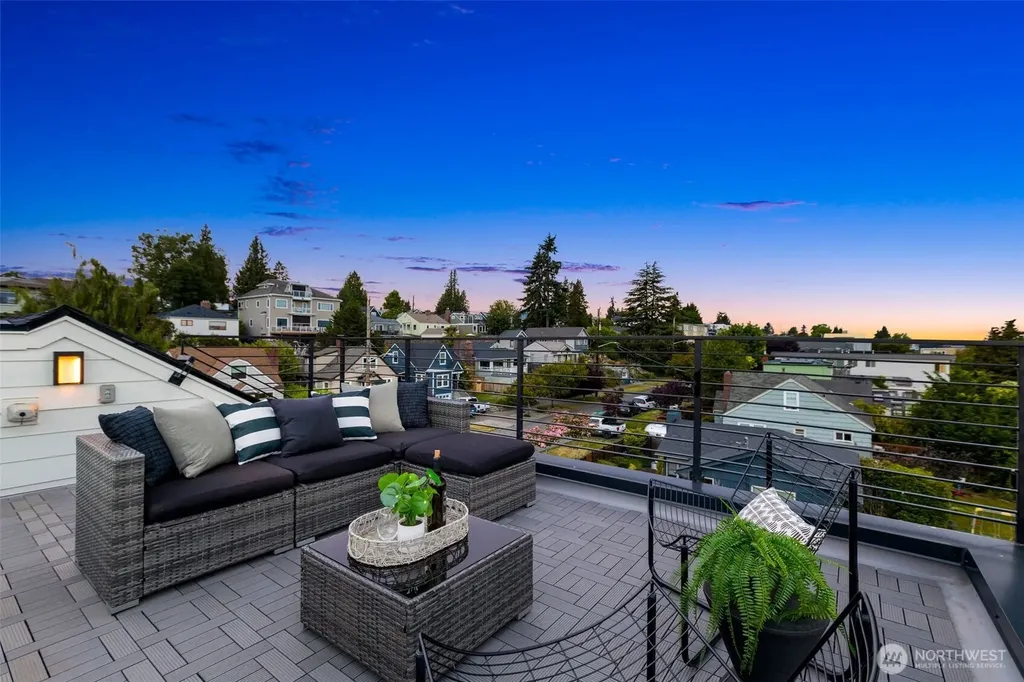3450 37th Avenue SW Seattle WA 98126
