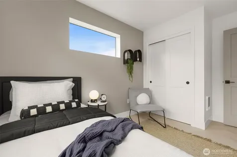 3450 37th Avenue SW Seattle WA 98126