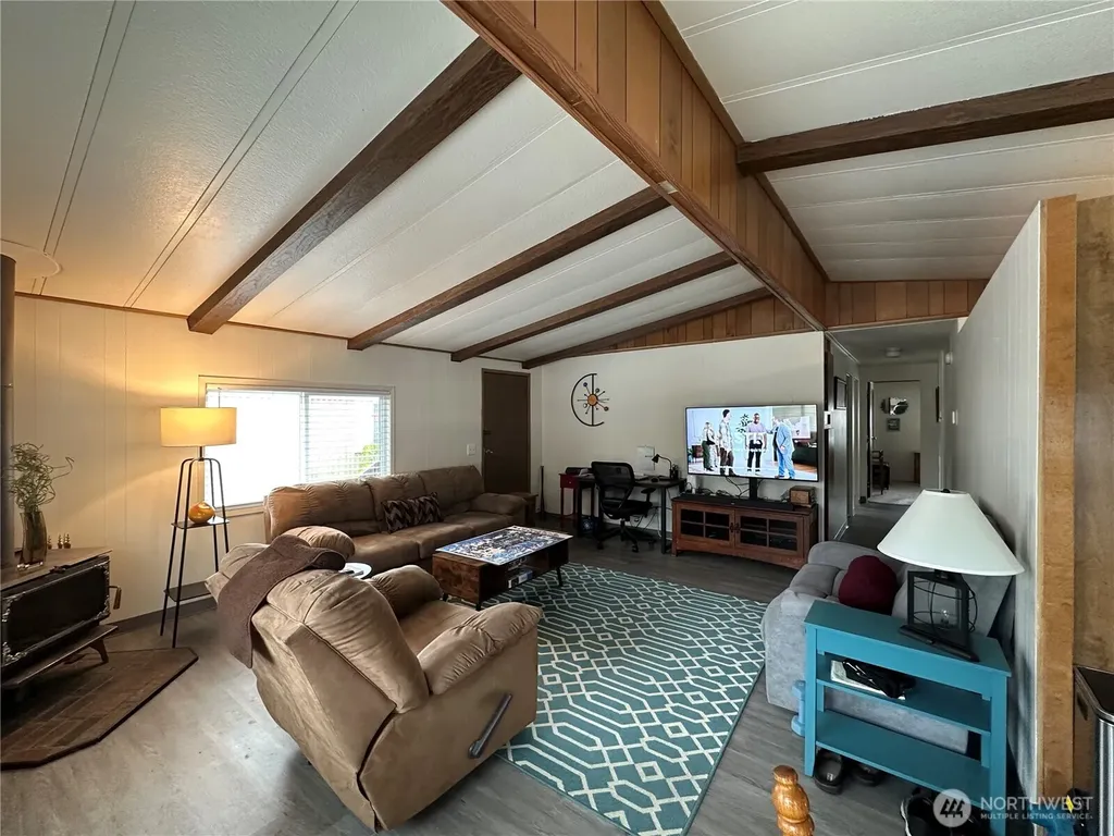 2302 R Street SE Auburn WA 98002