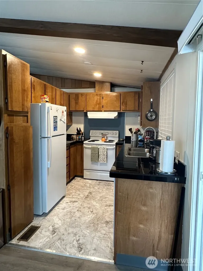 2302 R Street SE Auburn WA 98002