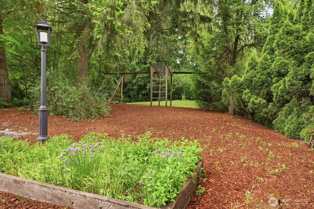 22615 NE 140th Way Woodinville WA 98077