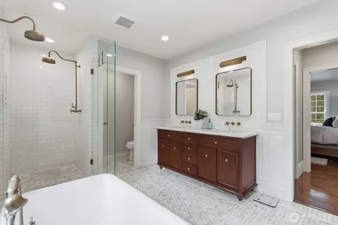 22615 NE 140th Way Woodinville WA 98077
