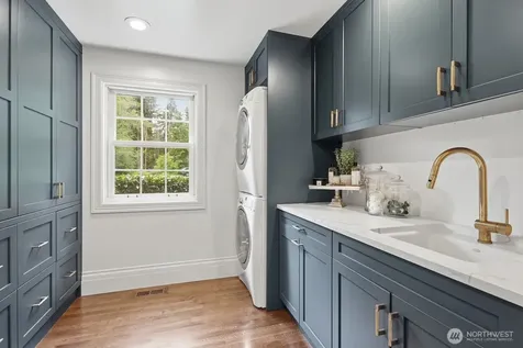 22615 NE 140th Way Woodinville WA 98077