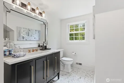 22615 NE 140th Way Woodinville WA 98077