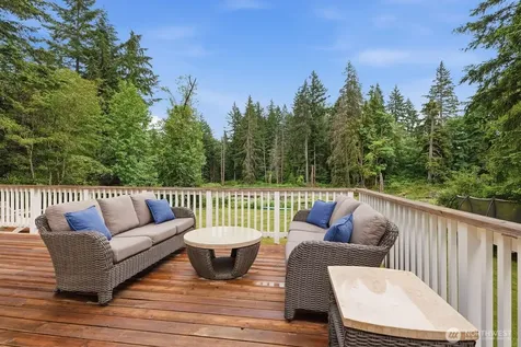 22615 NE 140th Way Woodinville WA 98077