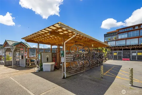141 Parfitt Way SW Bainbridge Island WA 98110