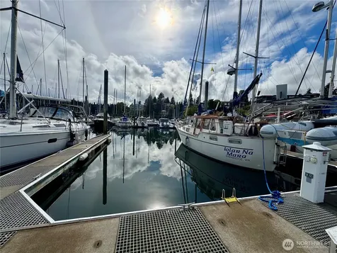 141 Parfitt Way SW Bainbridge Island WA 98110