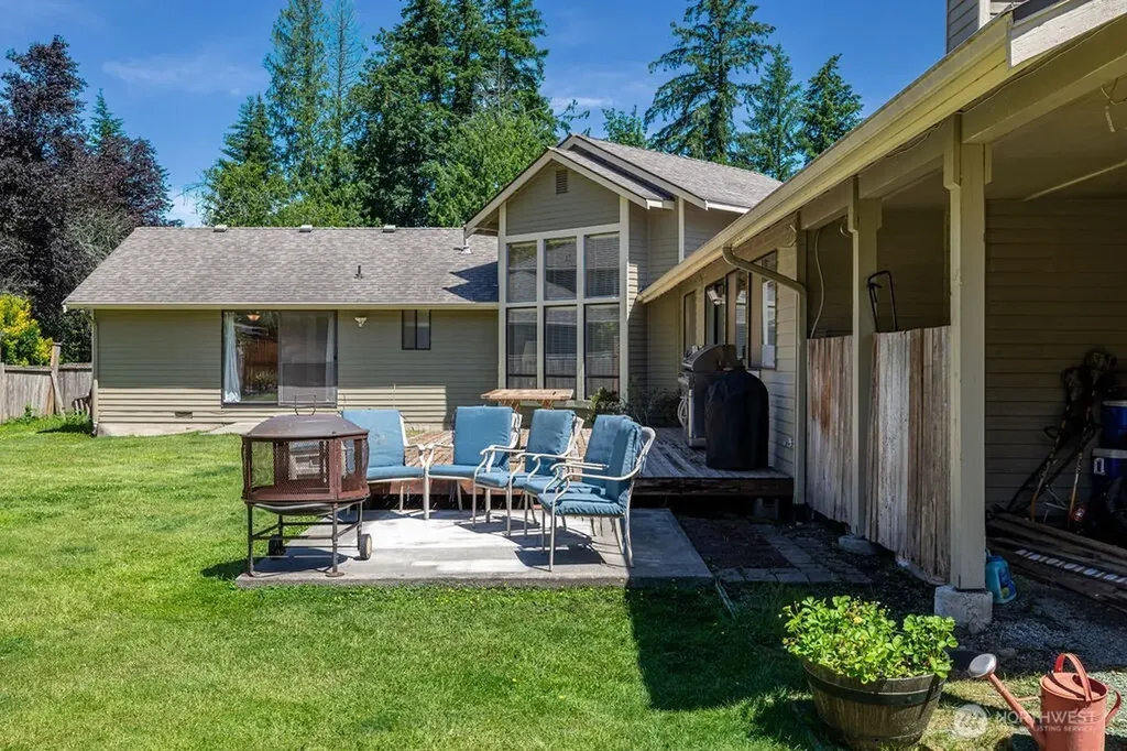 1504 227th Place NE Sammamish WA 98074
