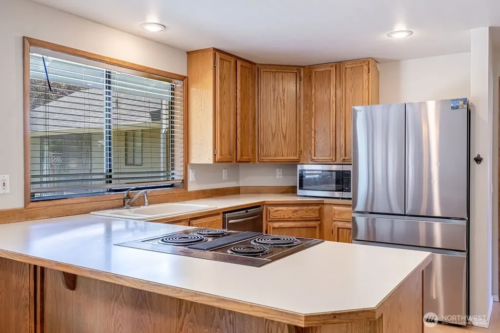 1504 227th Place NE Sammamish WA 98074