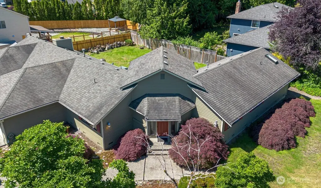 1504 227th Place NE Sammamish WA 98074