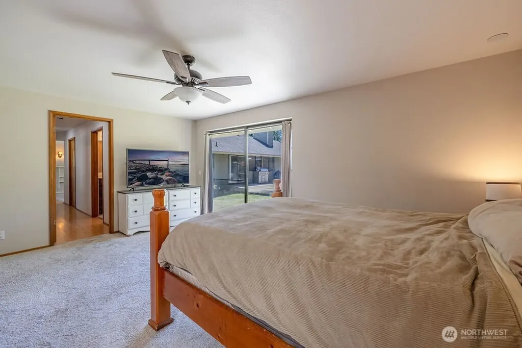 1504 227th Place NE Sammamish WA 98074