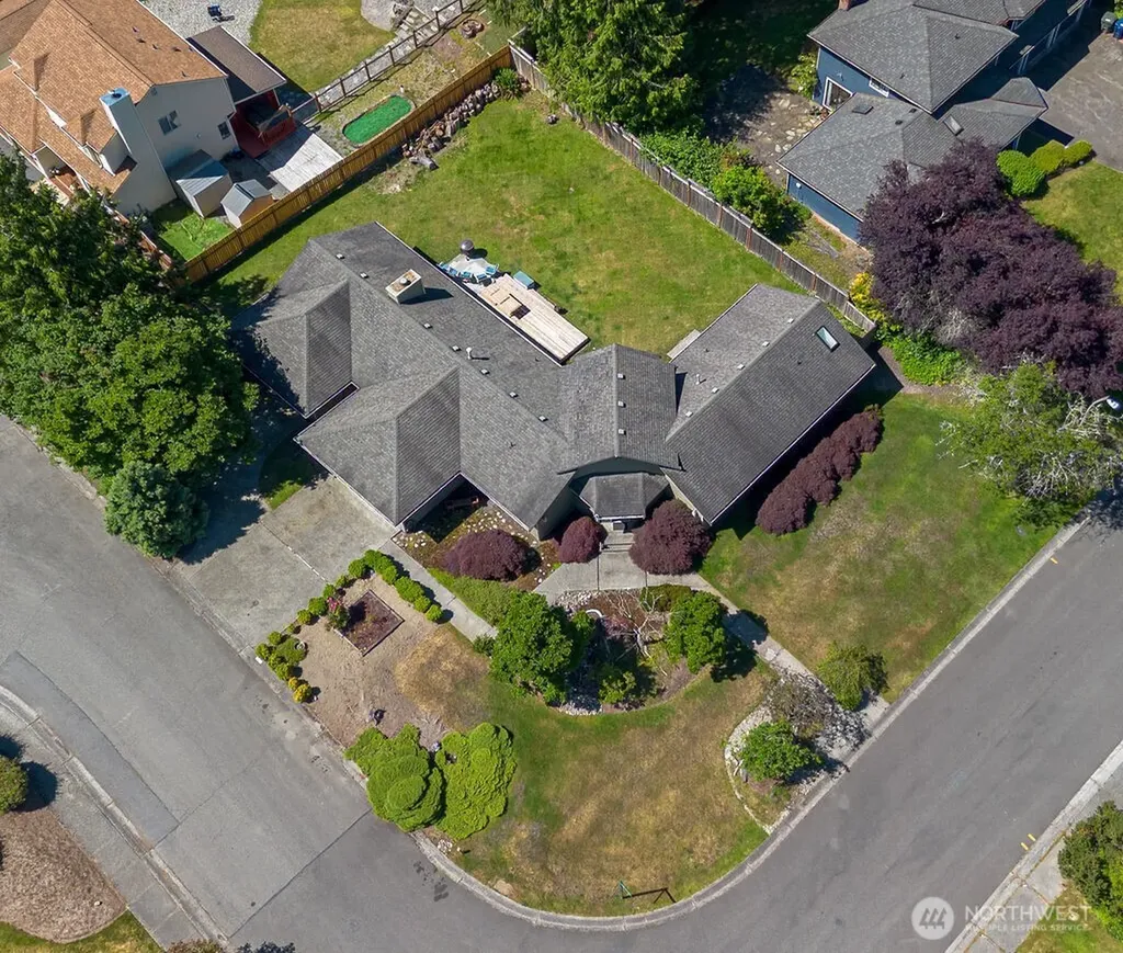 1504 227th Place NE Sammamish WA 98074