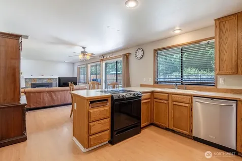 1507 227th Place NE Sammamish WA 98074