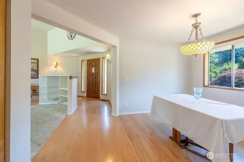 1507 227th Place NE Sammamish WA 98074