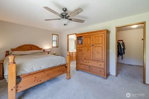 1507 227th Place NE Sammamish WA 98074