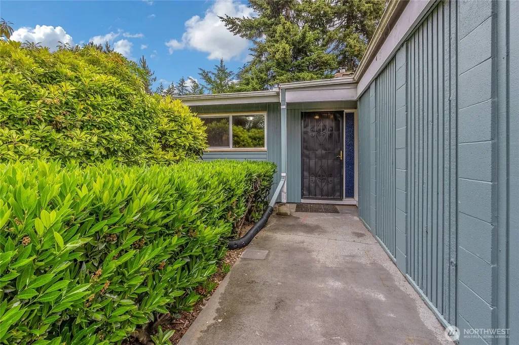 7109 106th Street E Puyallup WA 98373