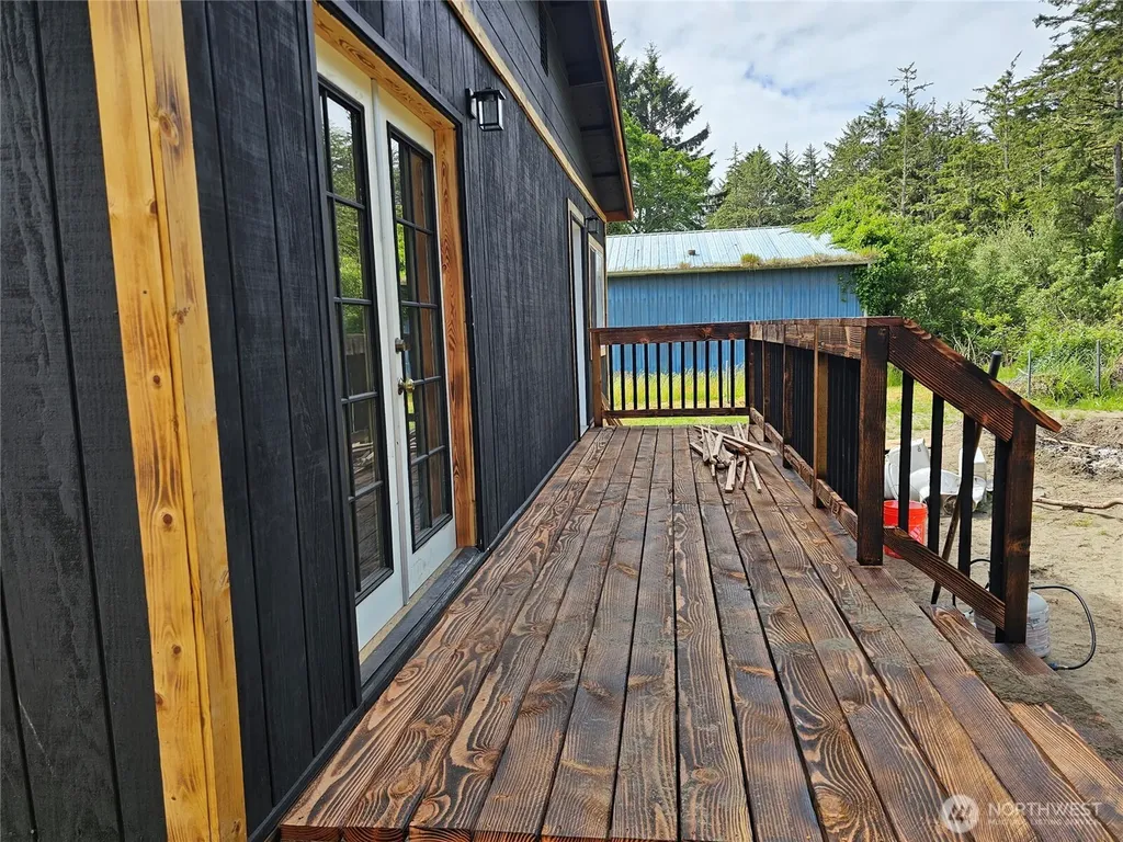 2231 Sr 105 Grayland WA 98547