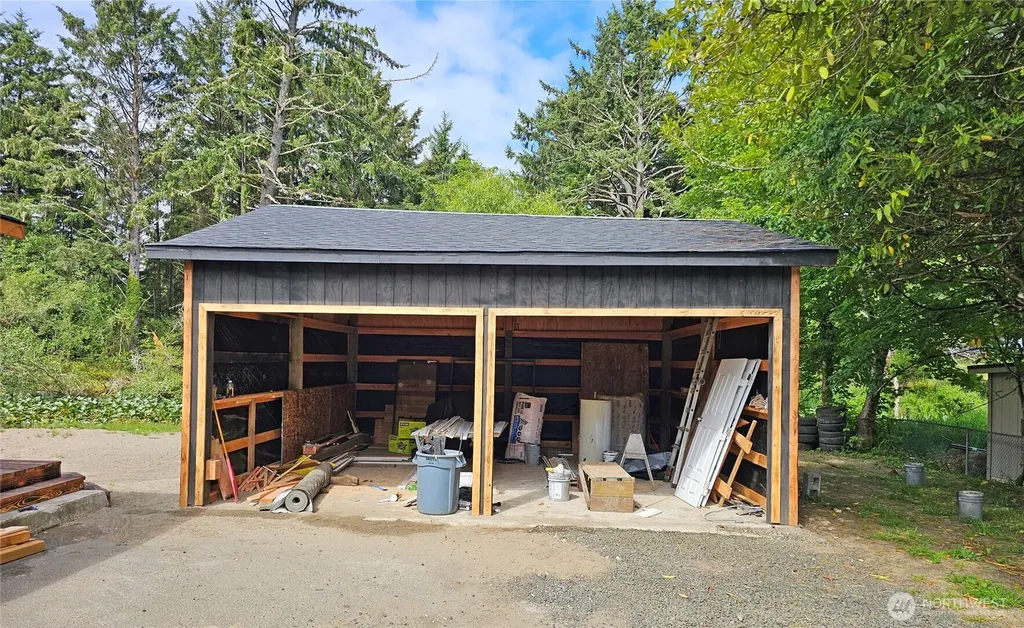 2231 Sr 105 Grayland WA 98547