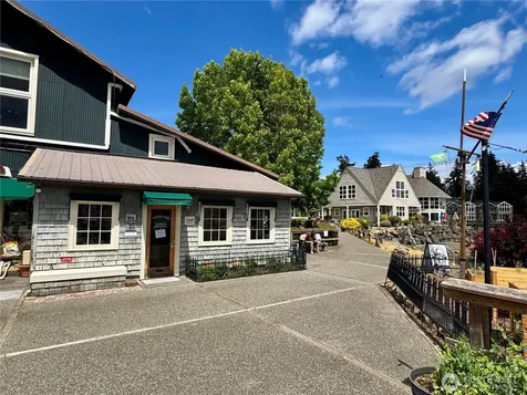 141 Parfitt Way SW Bainbridge Island WA 98110