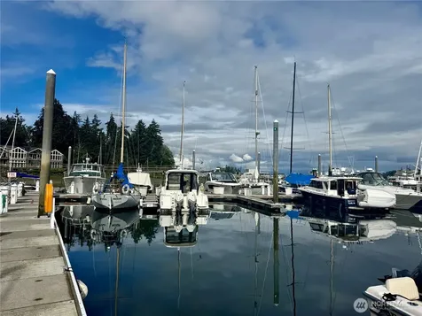 141 Parfitt Way SW Bainbridge Island WA 98110