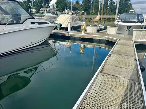 141 Parfitt Way SW Bainbridge Island WA 98110