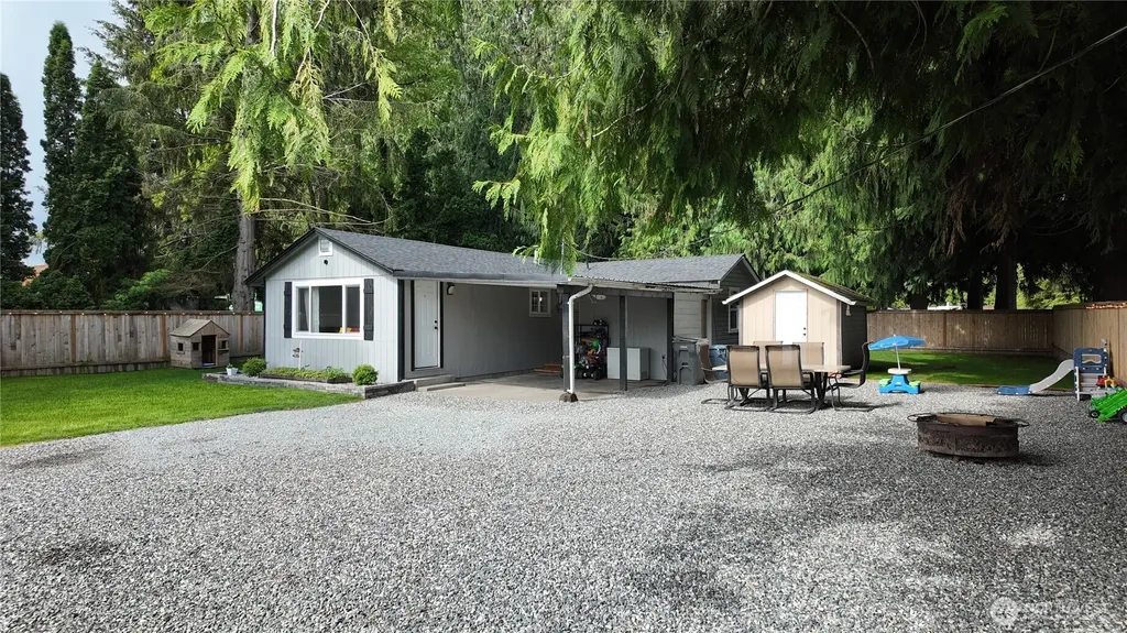 8892 Peavey Road Sedro Woolley WA 98284