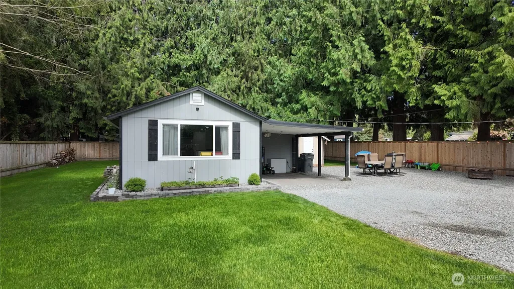 8892 Peavey Road Sedro Woolley WA 98284